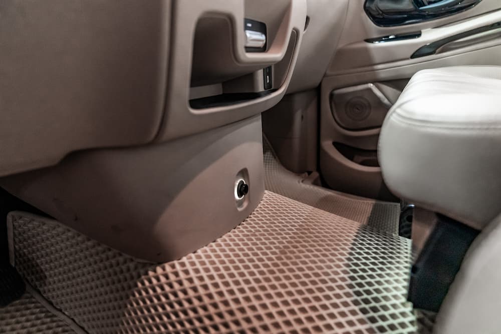 Mercedes Vito VIP taban ve iç trim görseli